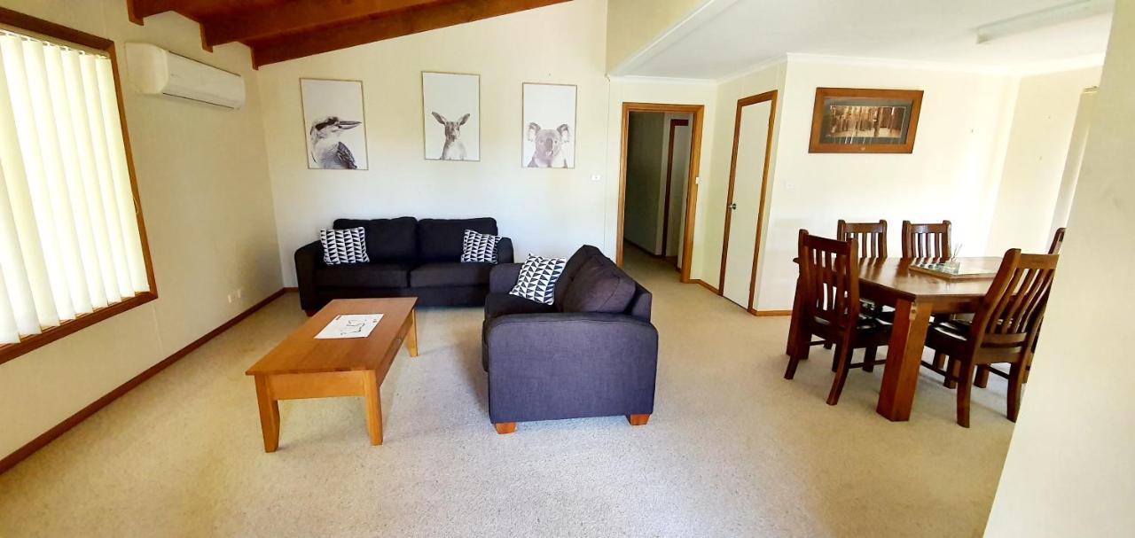 The Convent Boutique Accommodation Hay Eksteriør billede